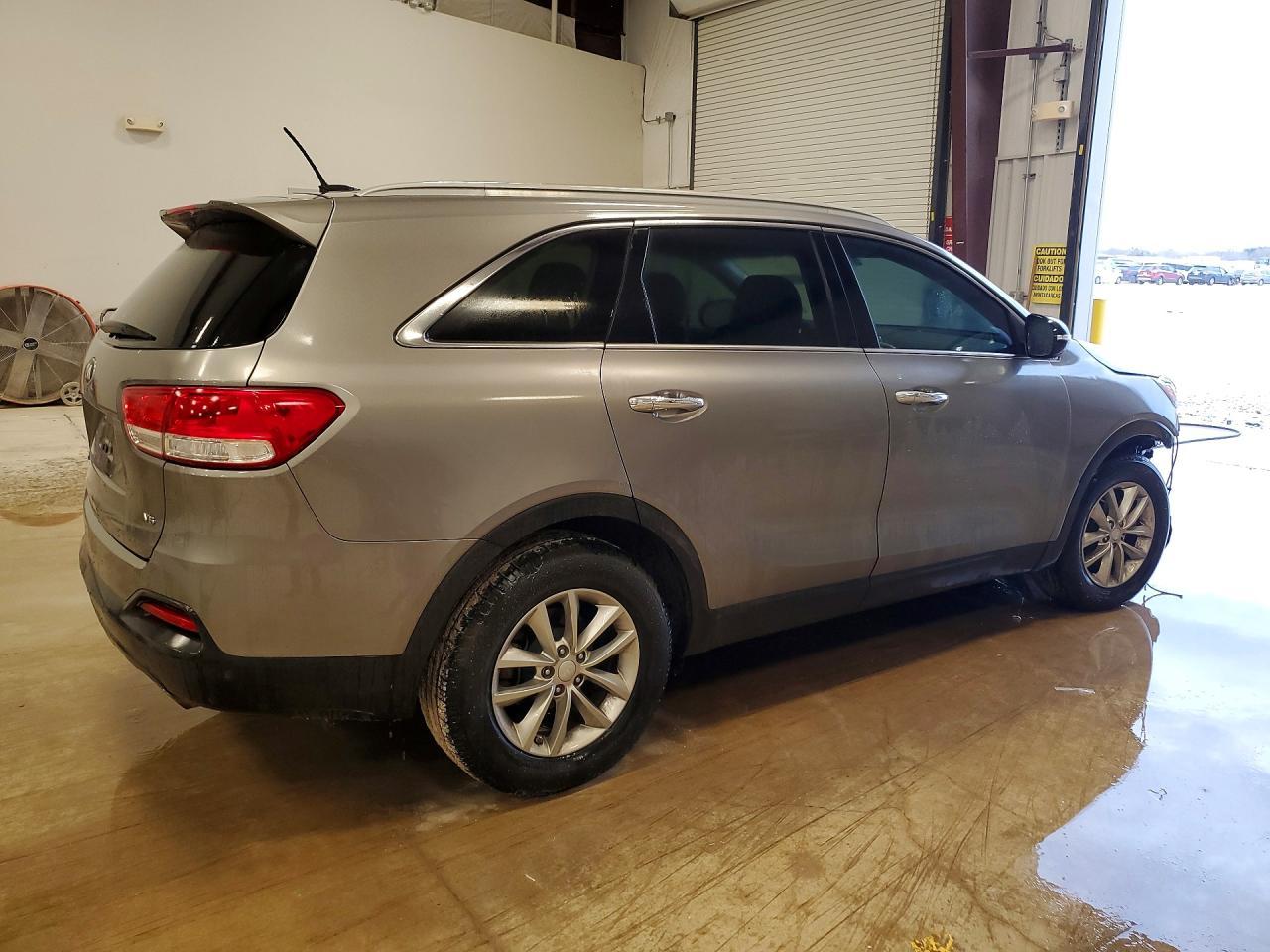2017 KIA SORENTO