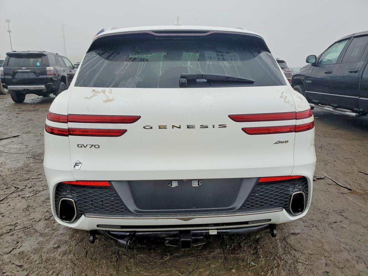 2022 GENESIS GV70