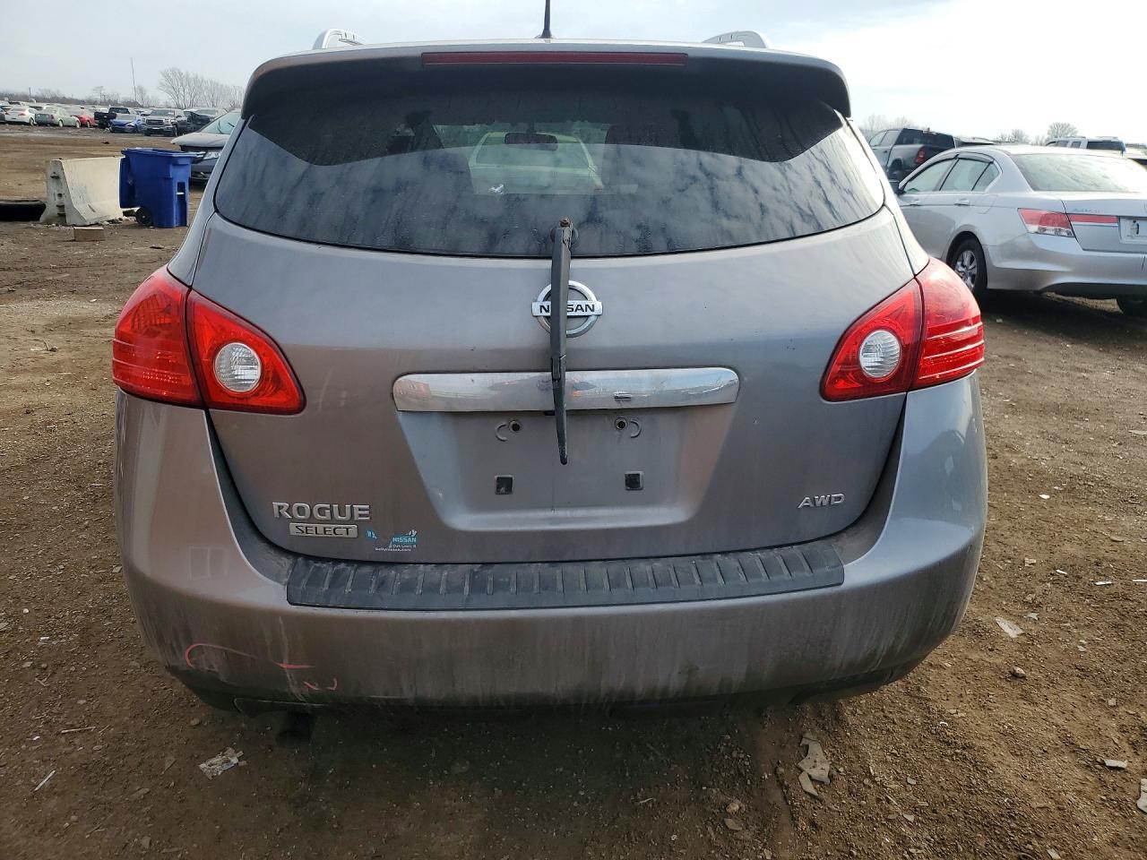 2015 NISSAN ROGUE