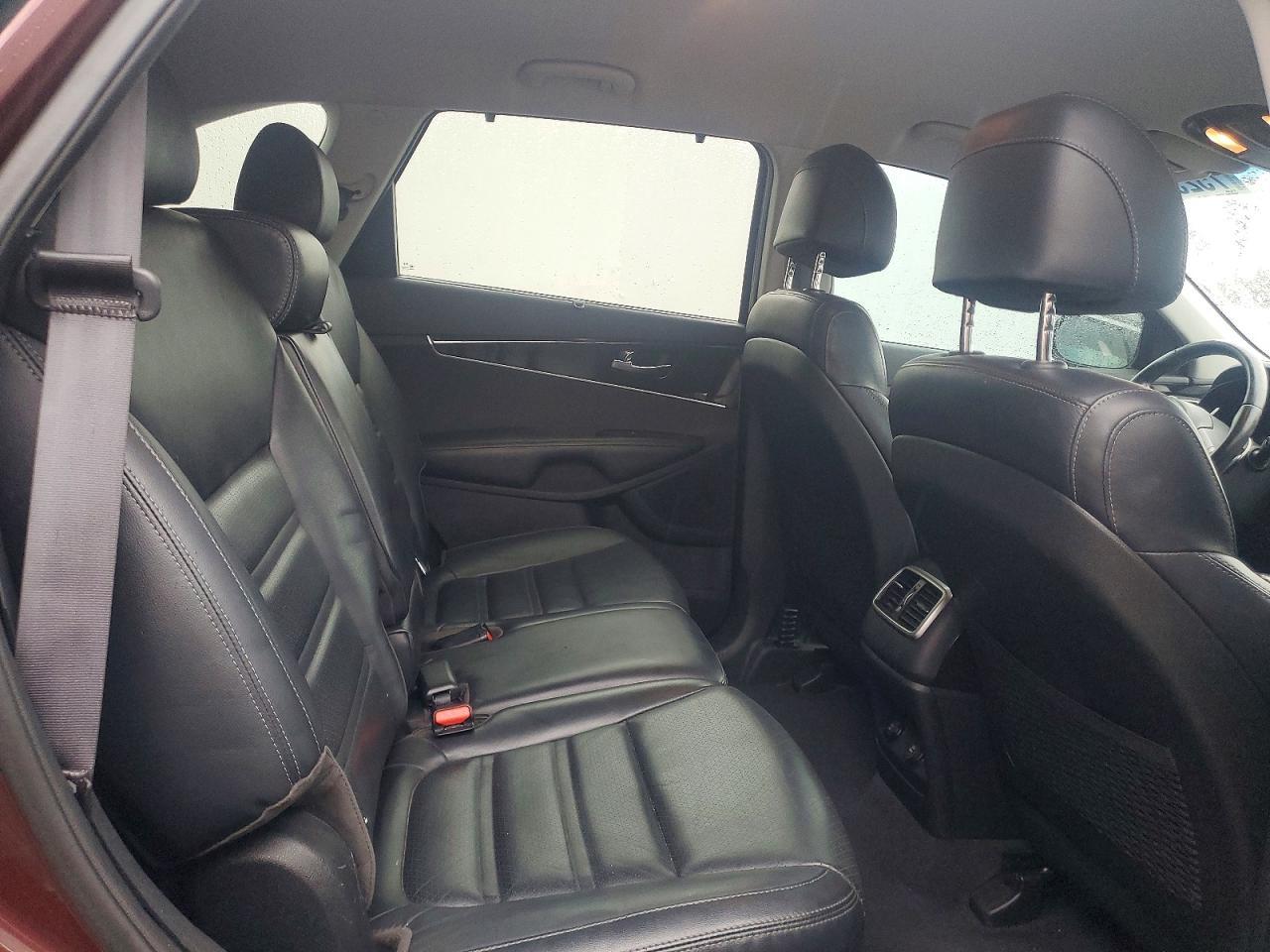2017 KIA SORENTO