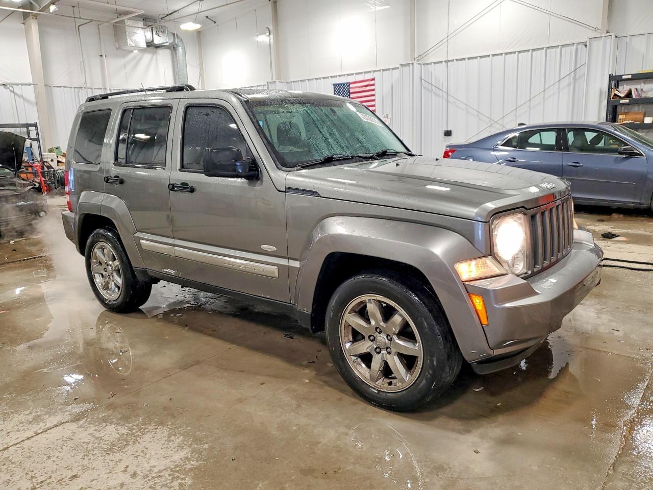 2012 JEEP Liberty