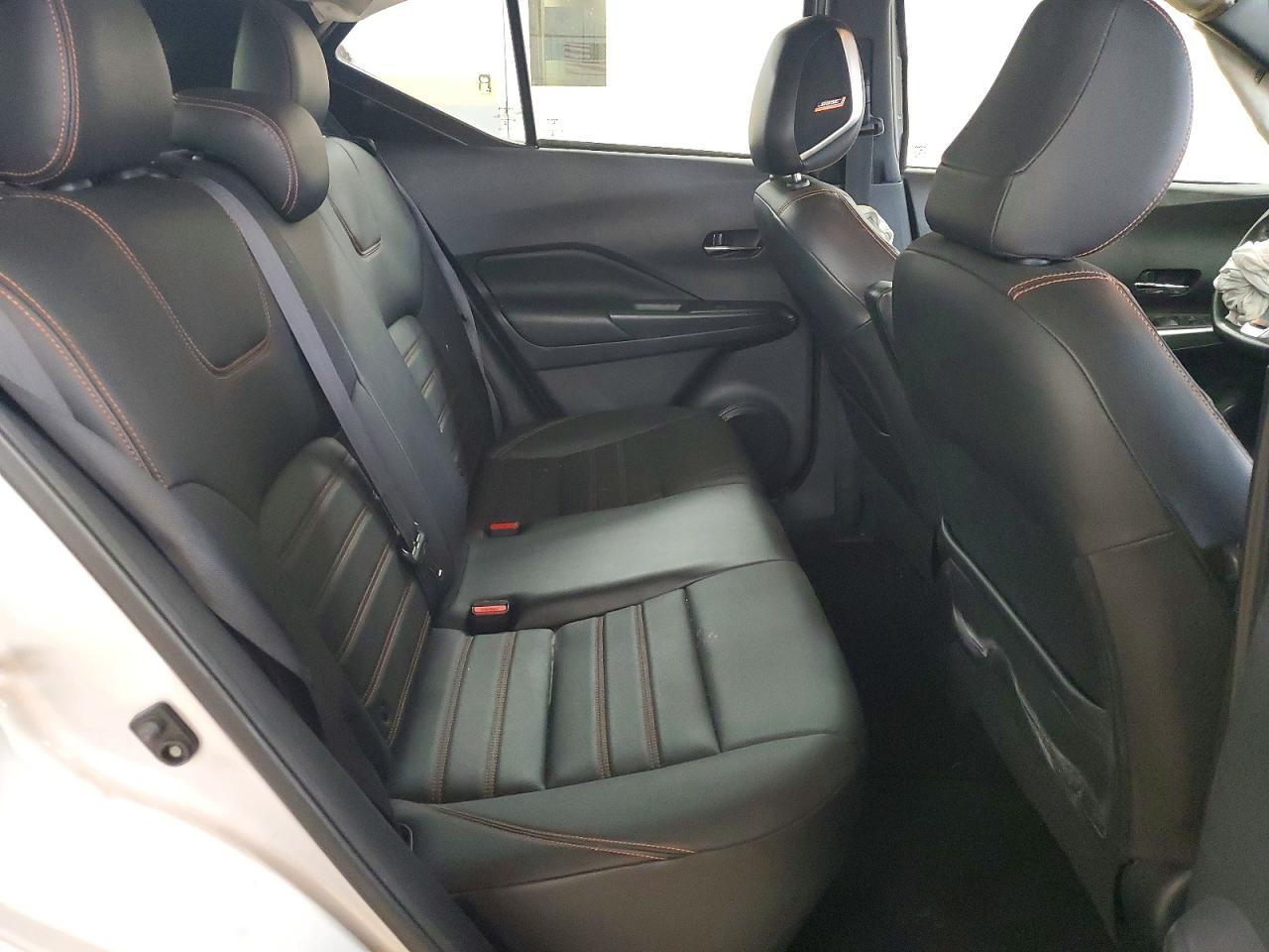 2019 NISSAN KICKS