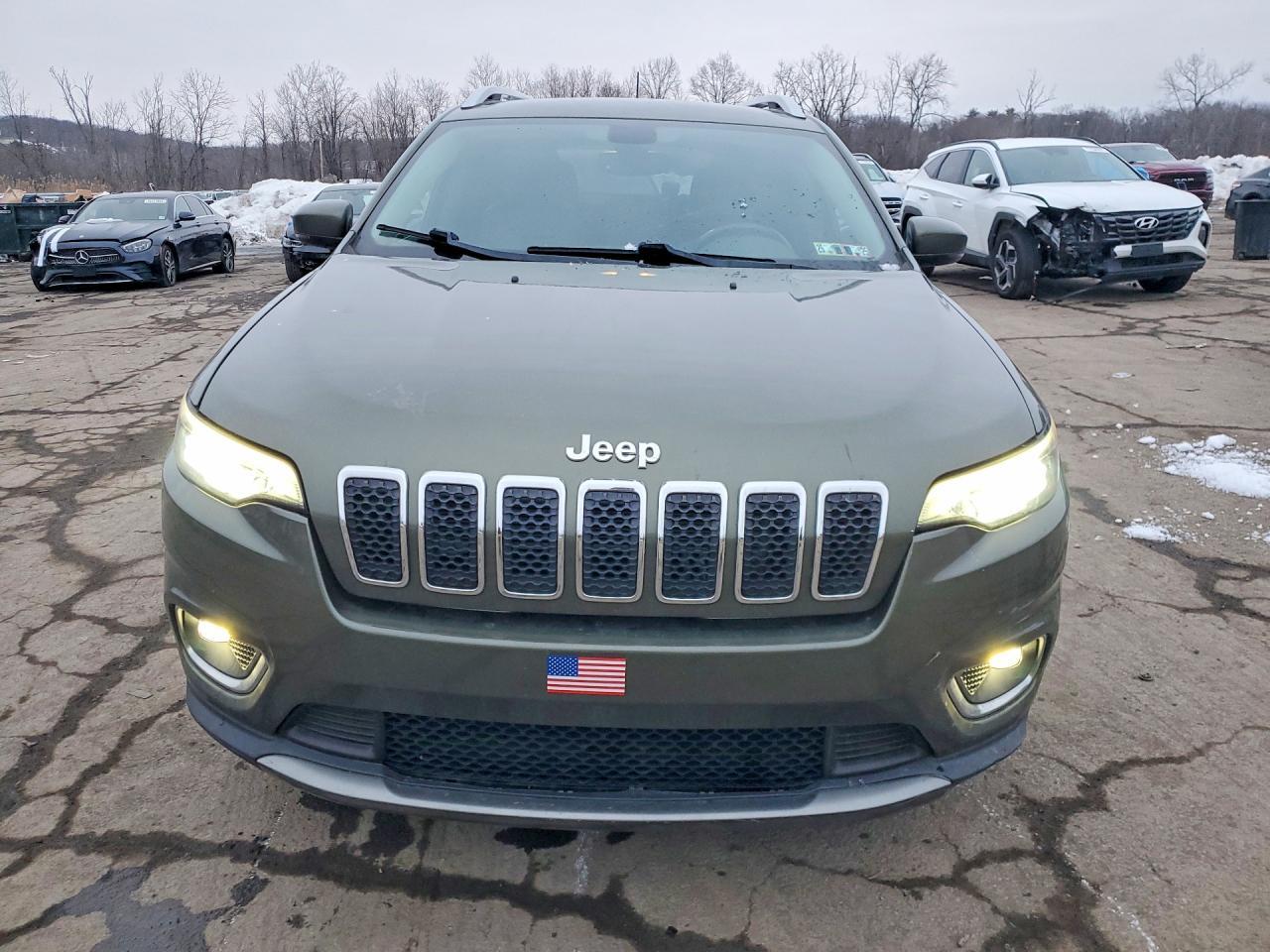 2019 JEEP CHEROKEE