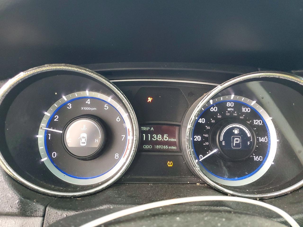 2011 HYUNDAI SONATA