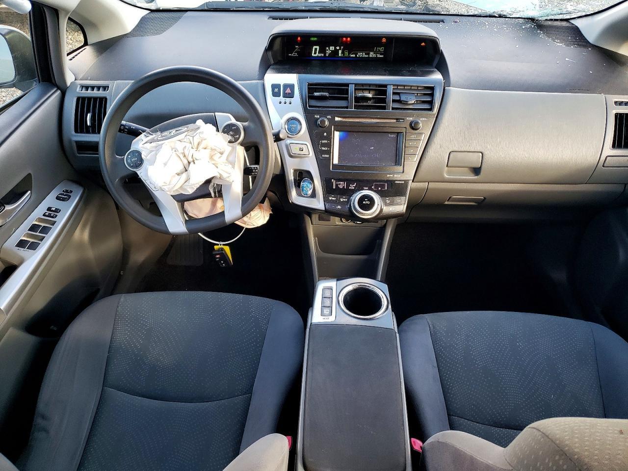 2014 TOYOTA PRIUS V