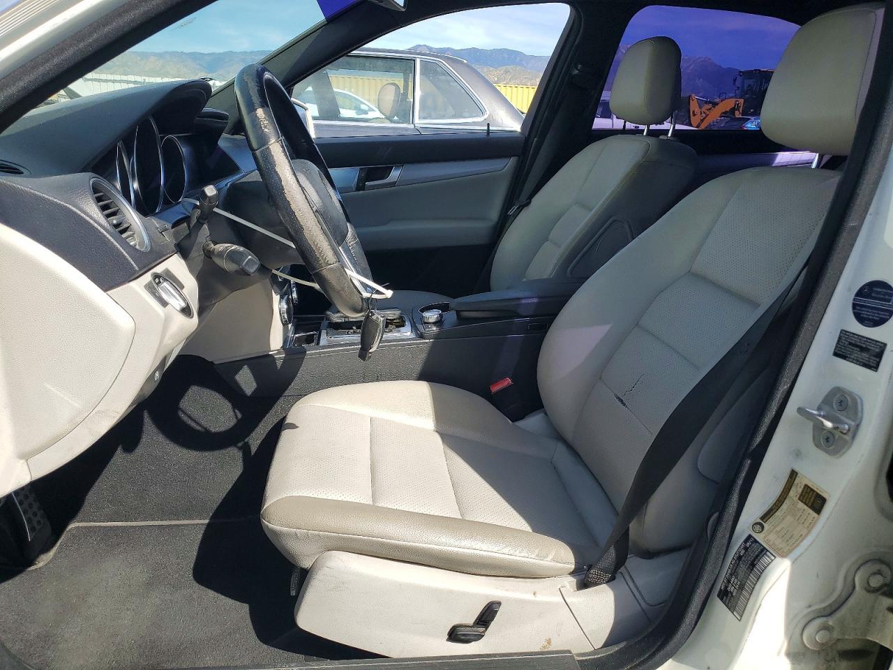 2012 MERCEDES-BENZ C-CLASS
