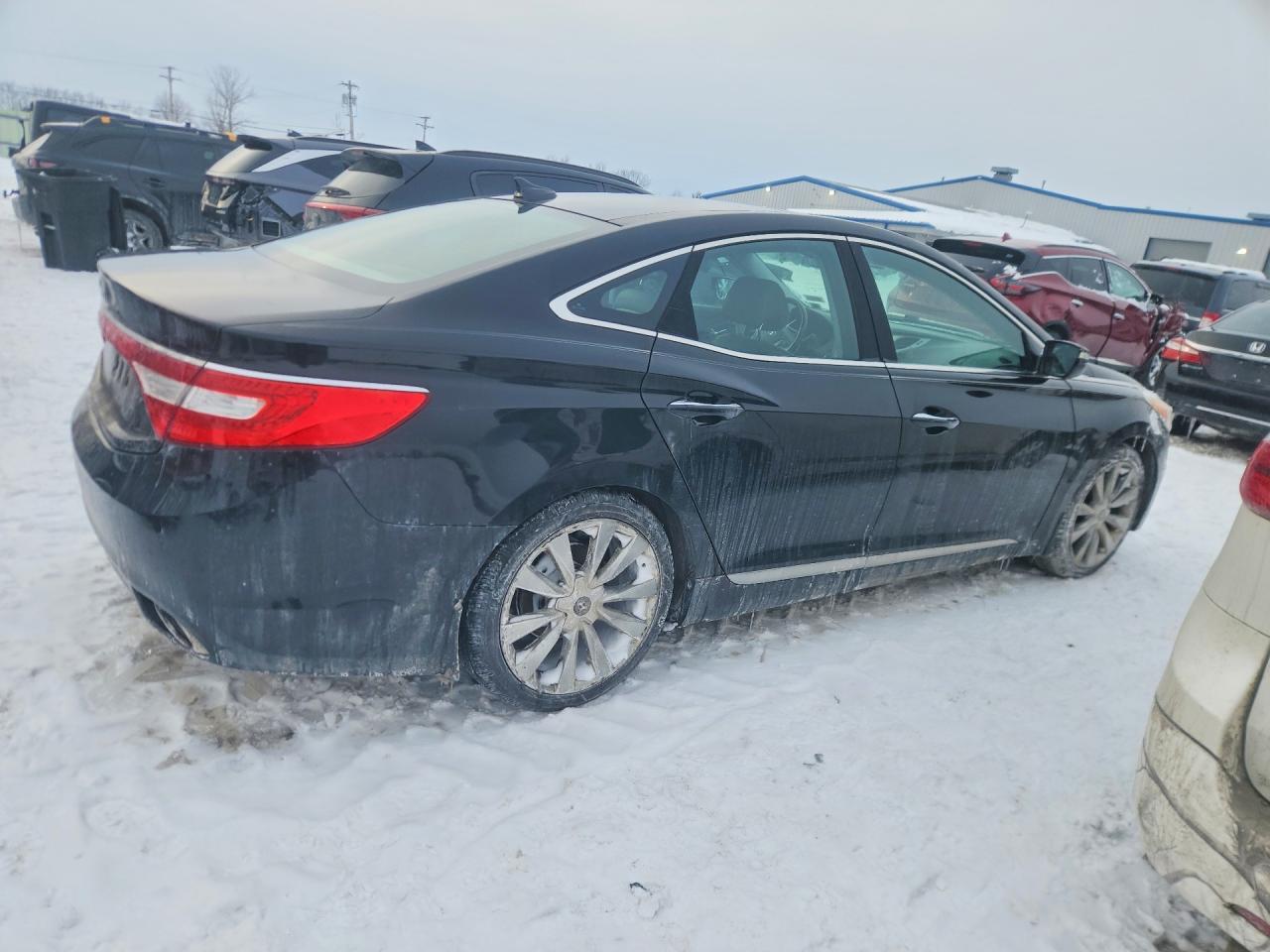2012 HYUNDAI Azera