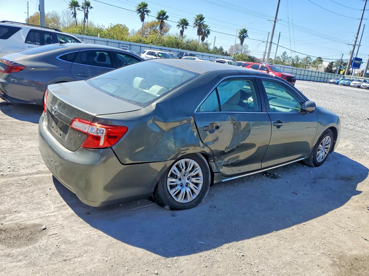 2013 TOYOTA CAMRY