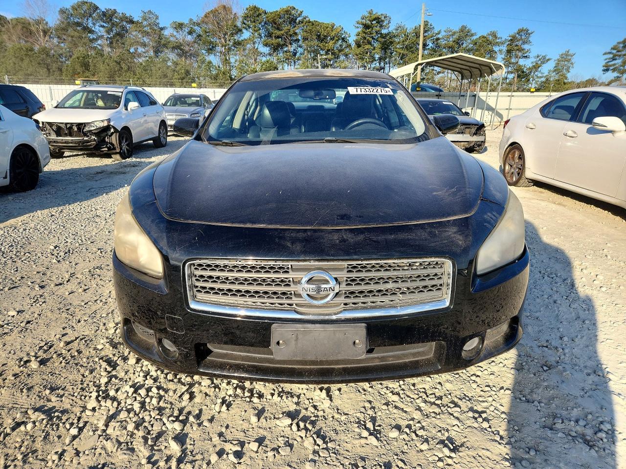2010 NISSAN Maxima