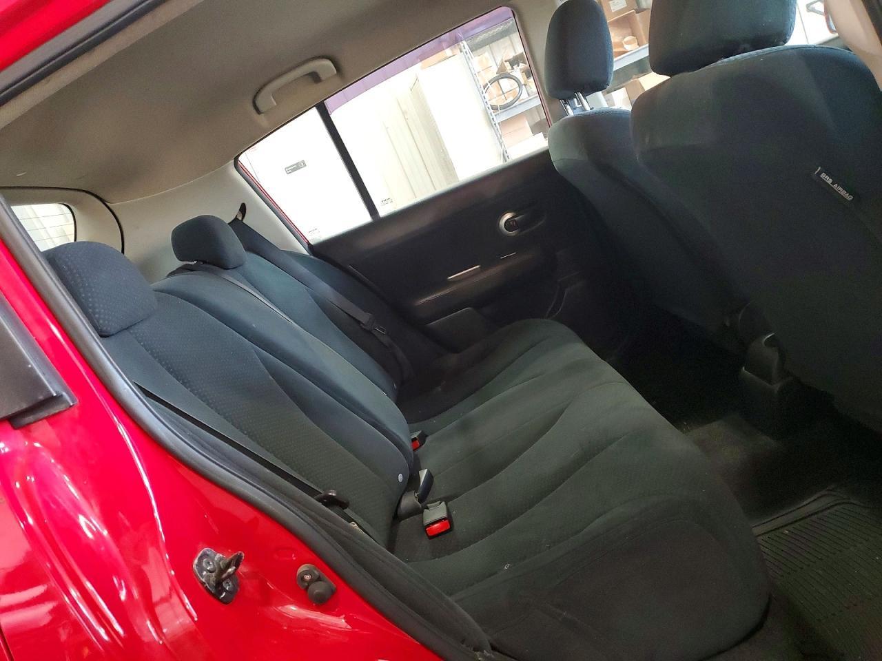2010 NISSAN VERSA