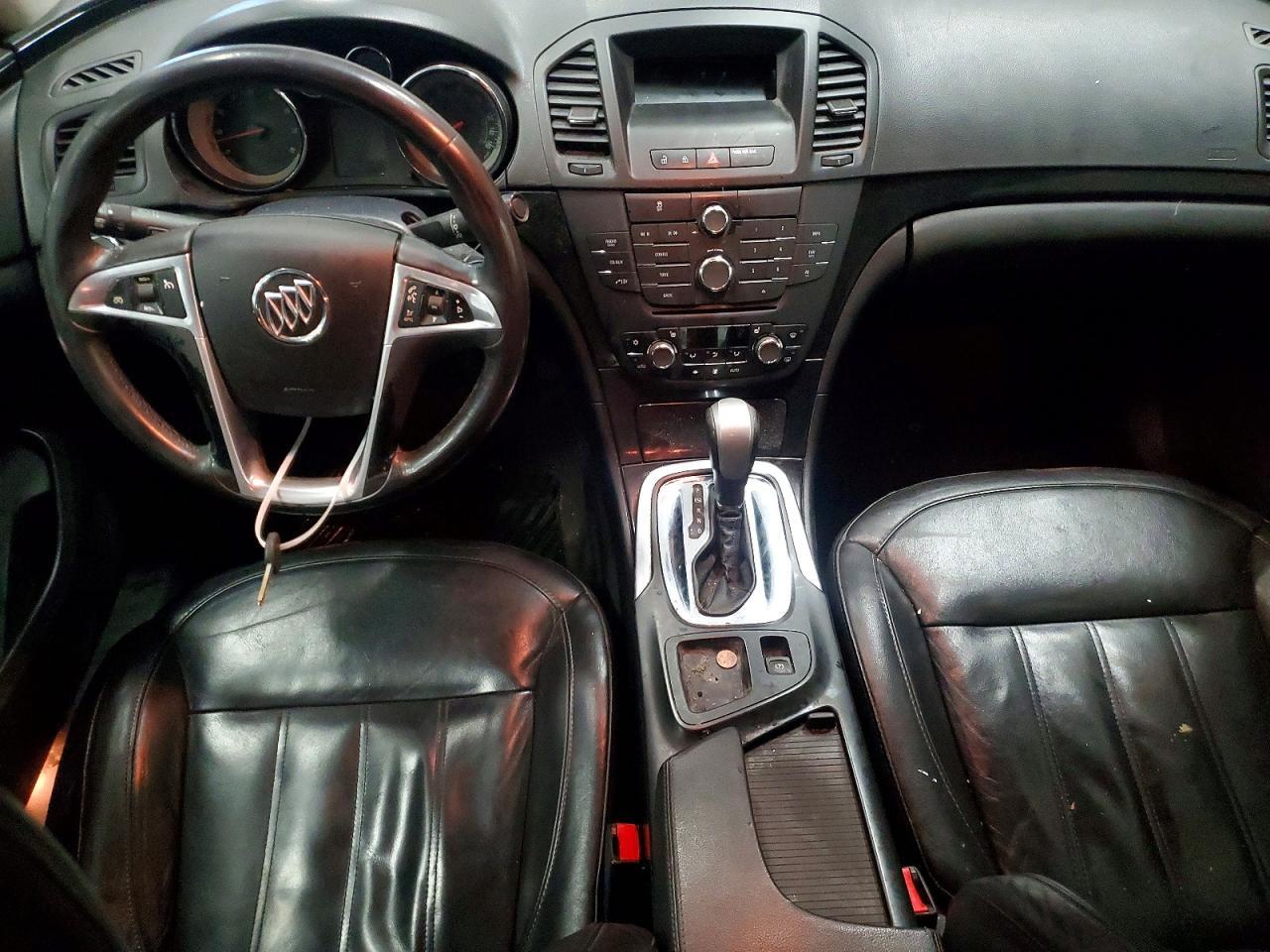 2011 BUICK Regal