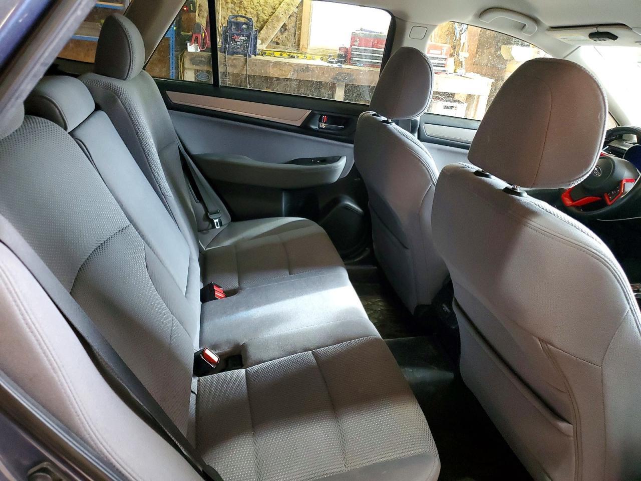 2018 SUBARU Outback