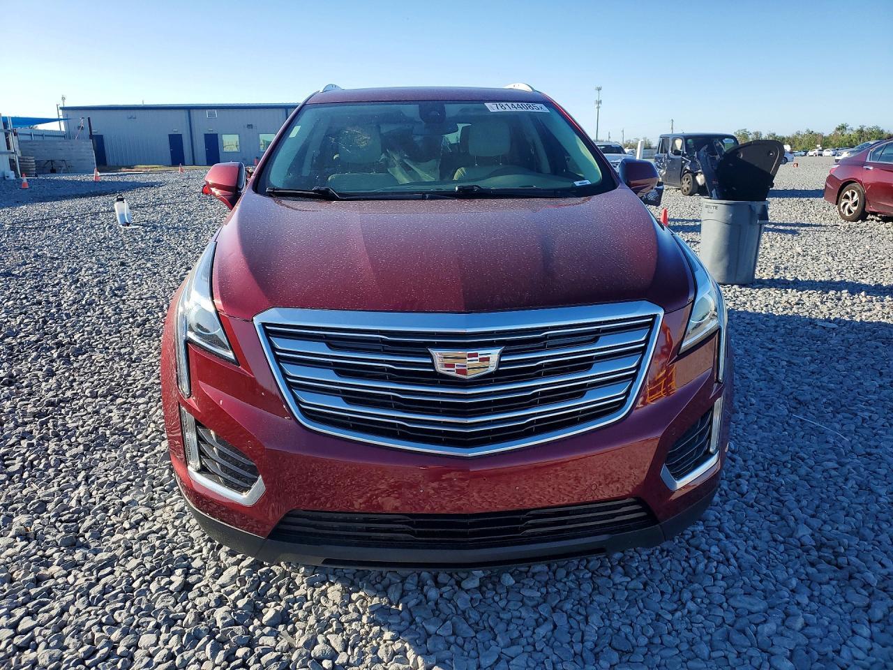 2017 CADILLAC XT5