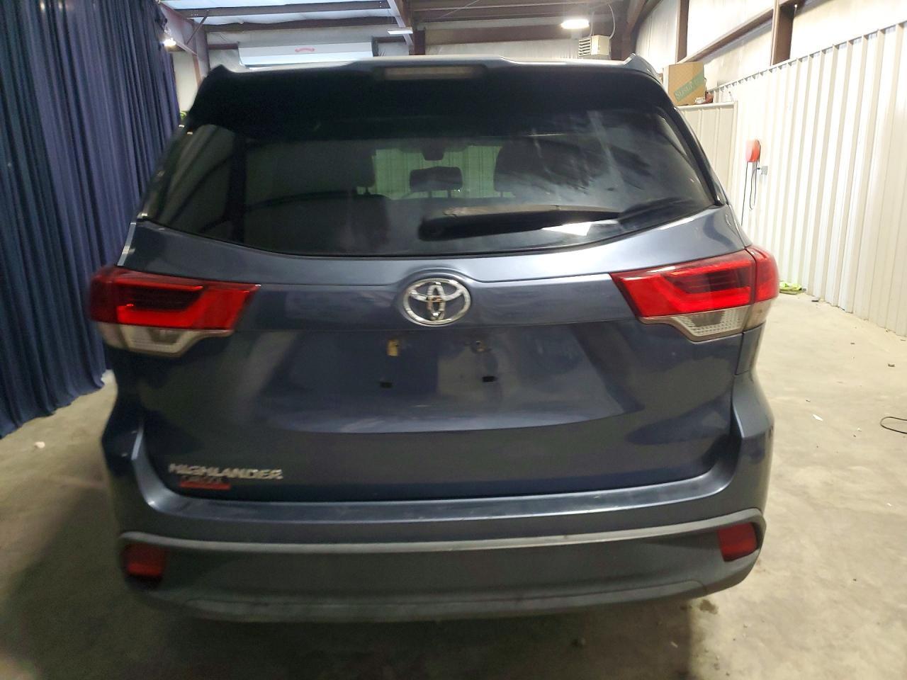 2019 TOYOTA HIGHLANDER