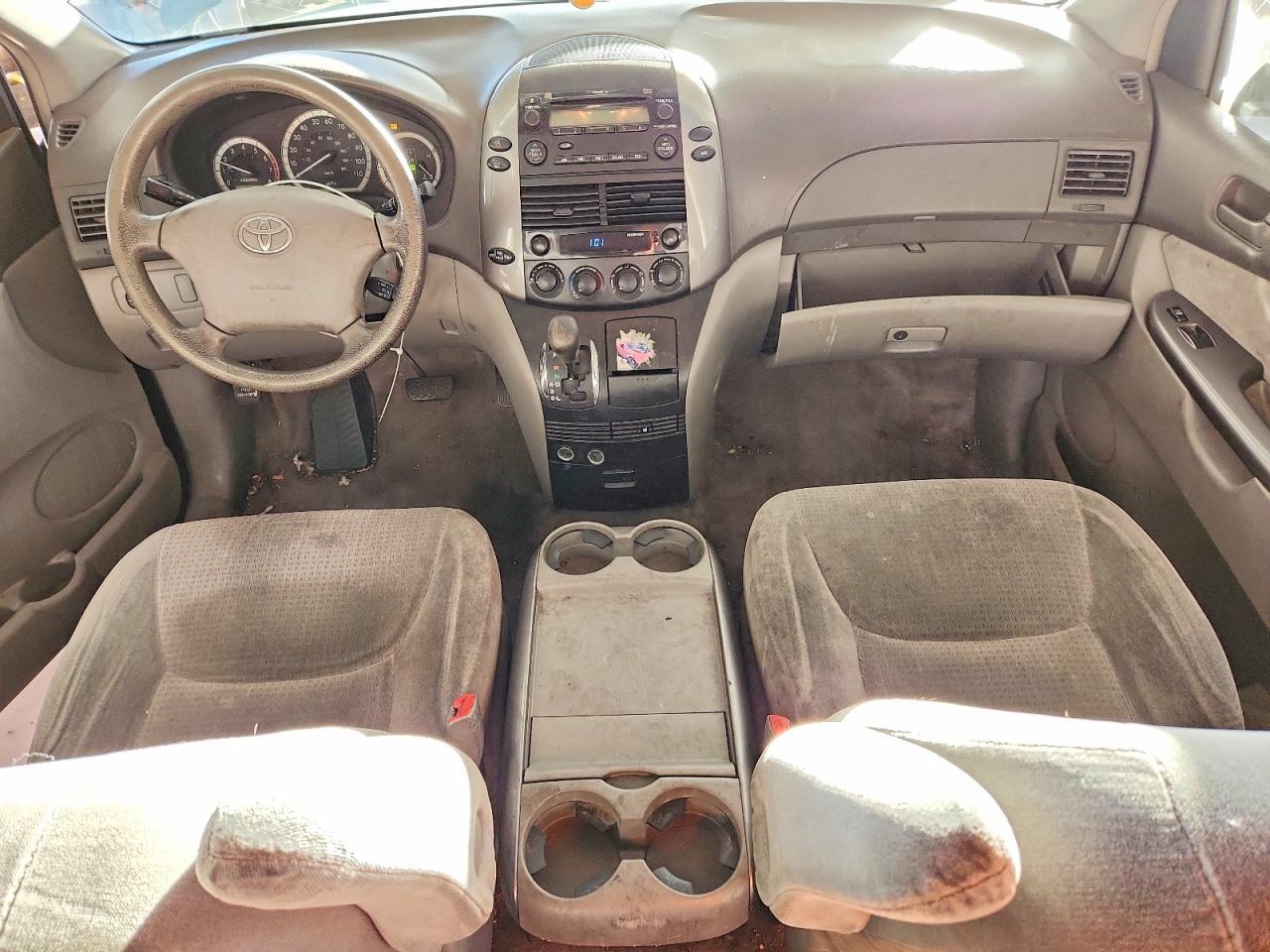 2006 TOYOTA