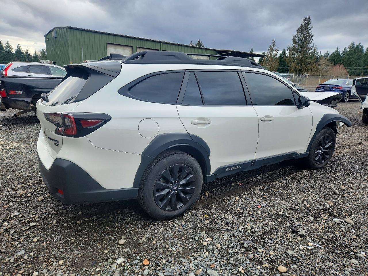 2023 SUBARU Outback
