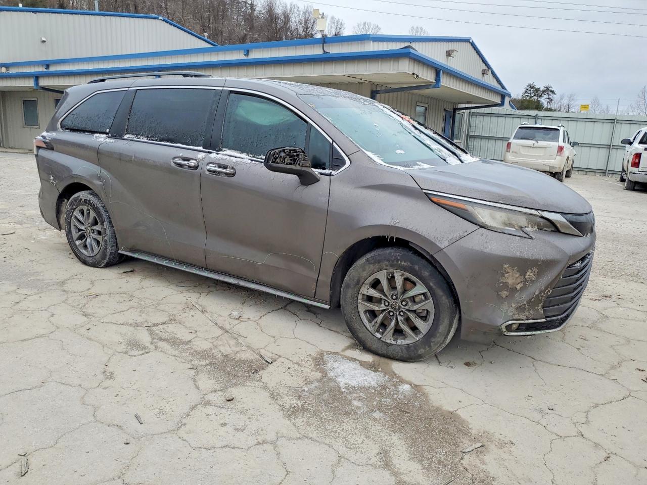 2022 TOYOTA SIENNA