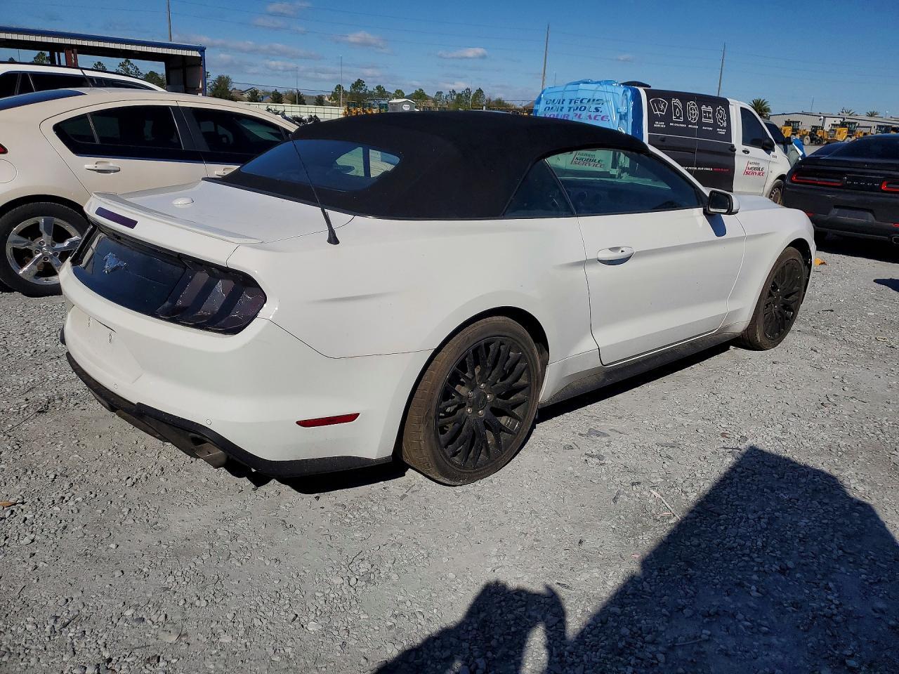 2021 FORD MUSTANG