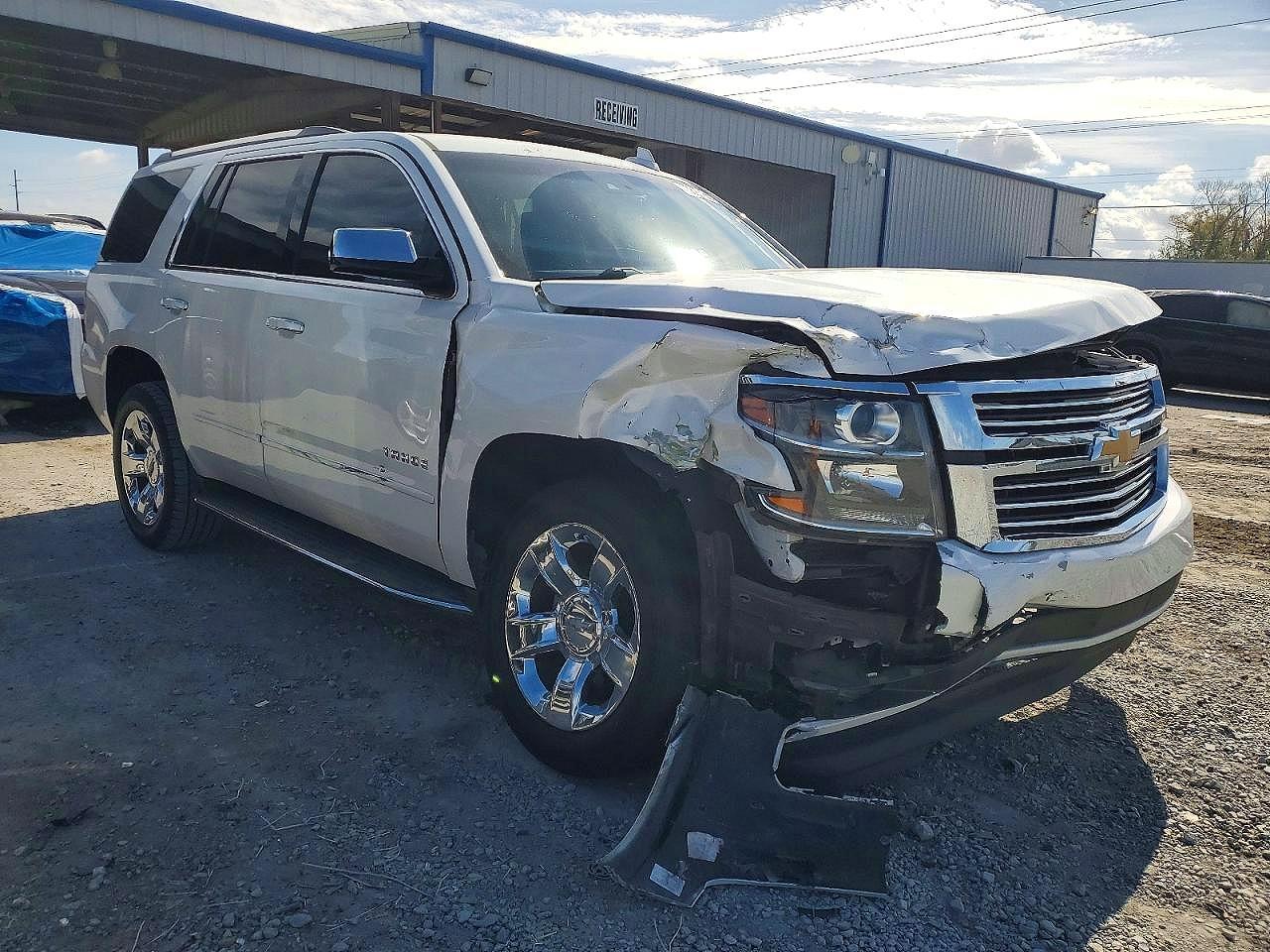 2017 CHEVROLET Tahoe
