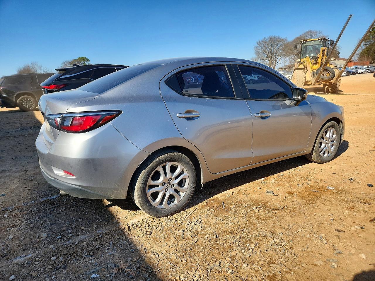 2016 TOYOTA SCION
