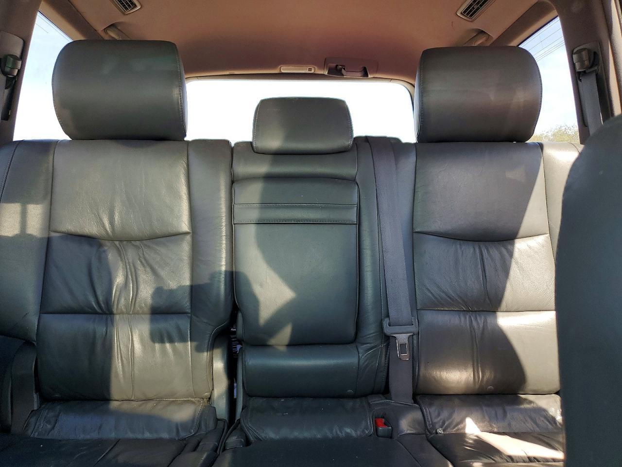 2004 LEXUS Gx 470
