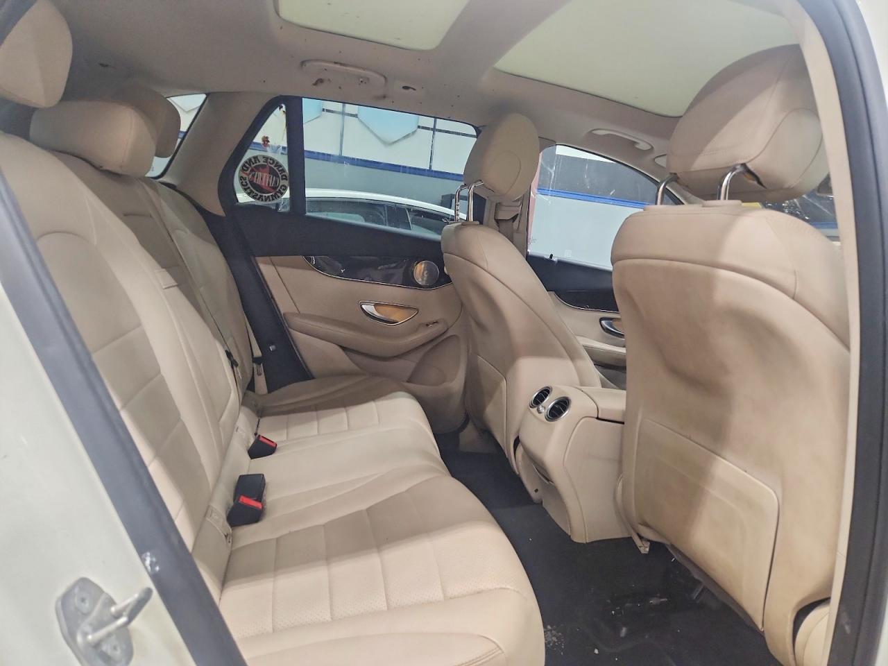 2016 MERCEDES-BENZ GLC-Class