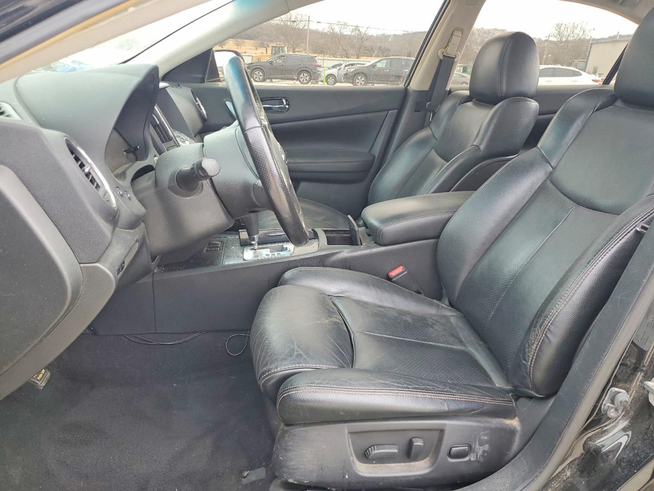 2014 NISSAN Maxima