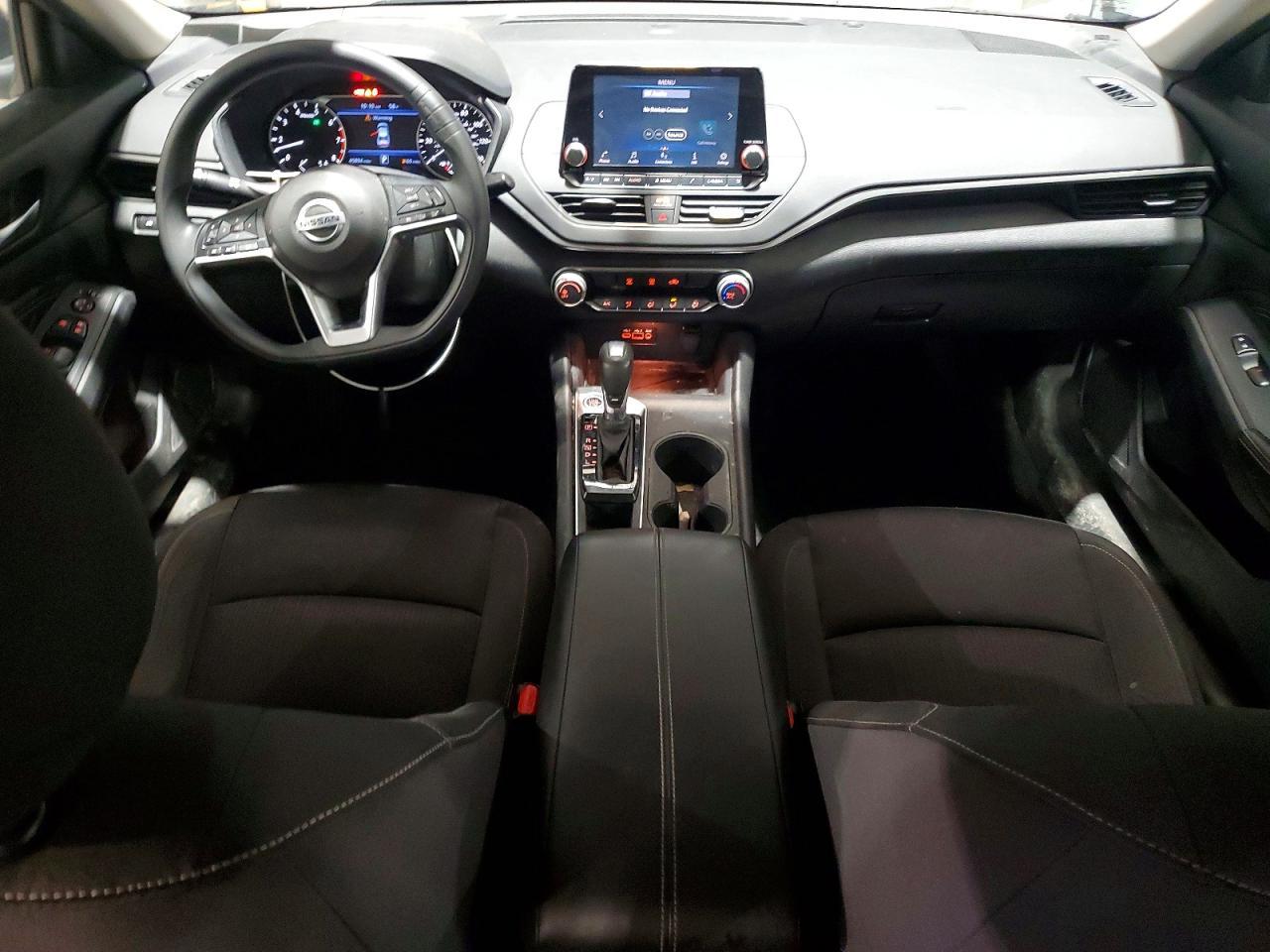 2020 NISSAN