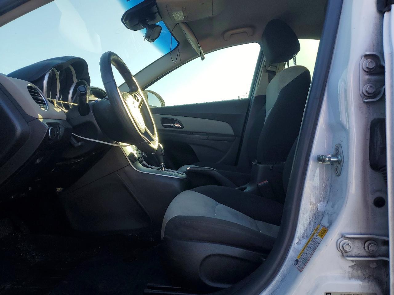 2015 CHEVROLET CRUZE