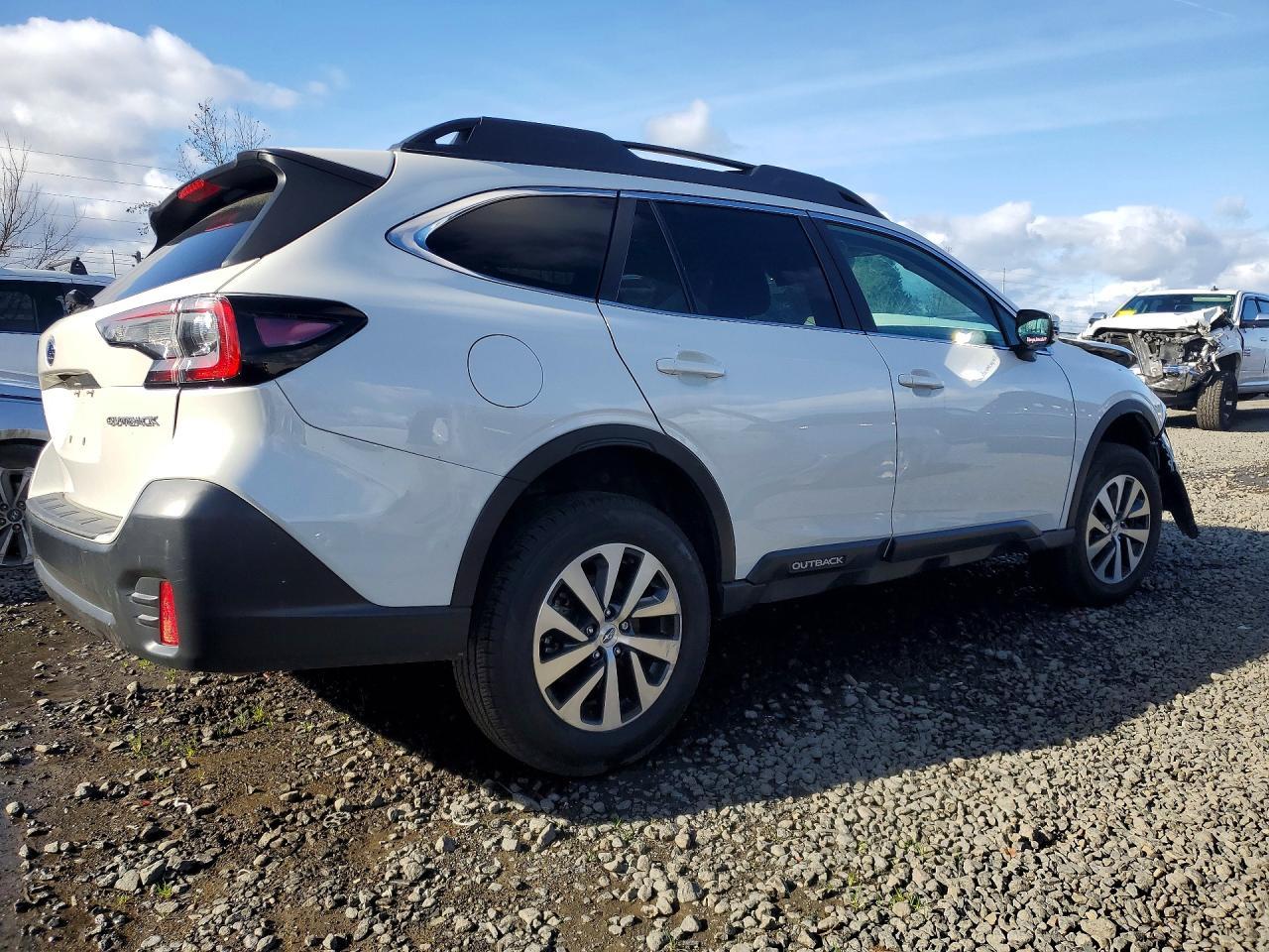 2022 SUBARU Outback
