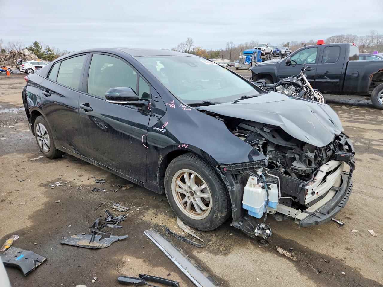 2016 TOYOTA PRIUS