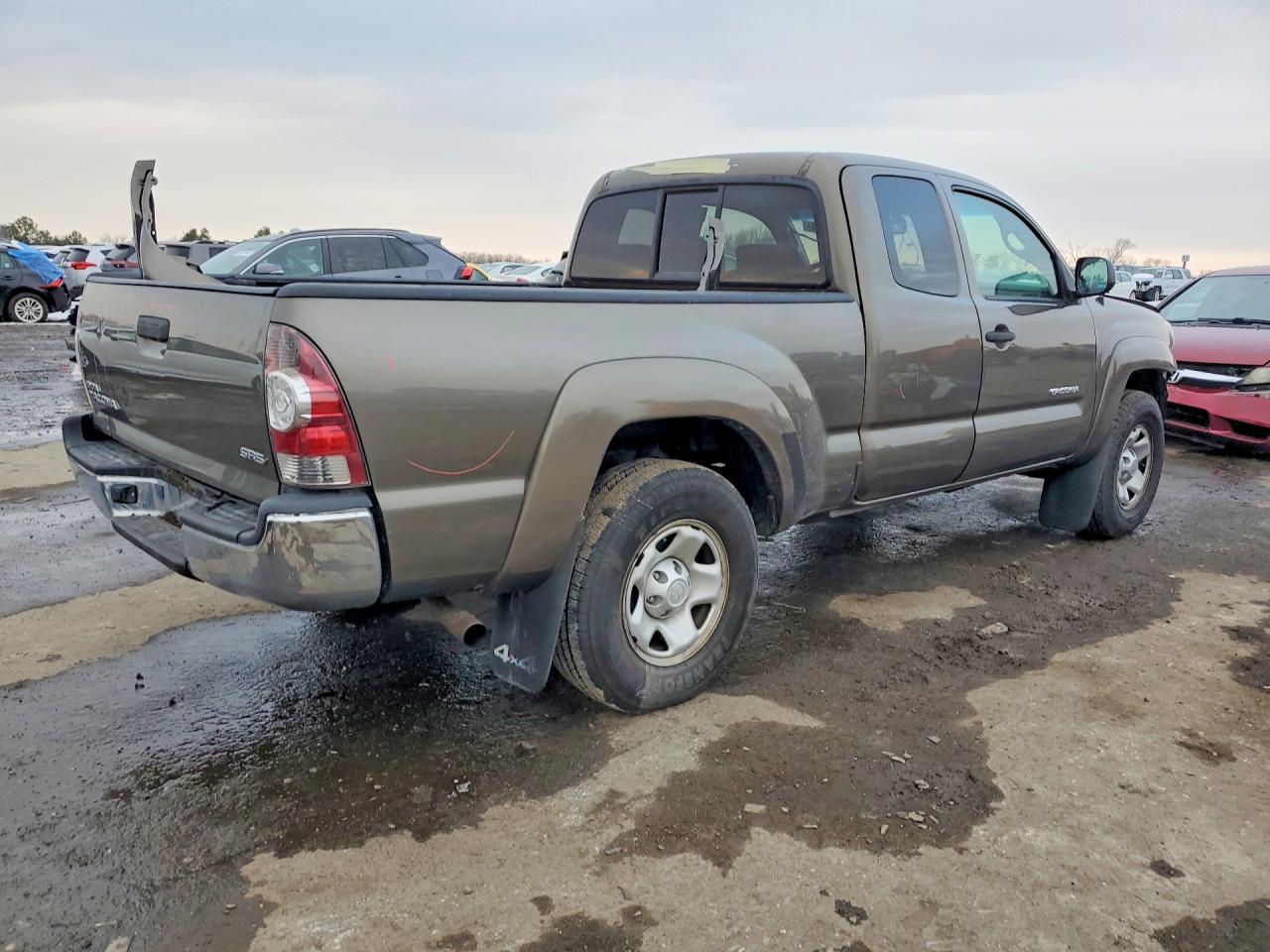 2011 TOYOTA TACOMA