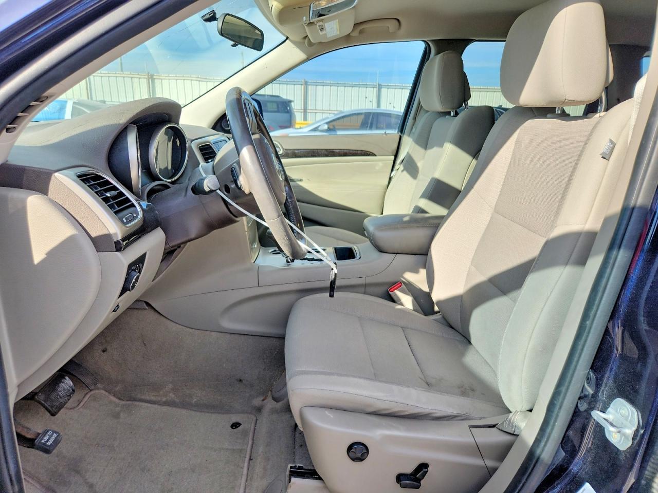 2011 JEEP Grand Cherokee