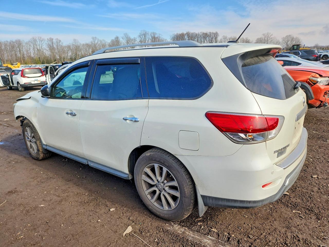 2016 NISSAN PATHFINDER