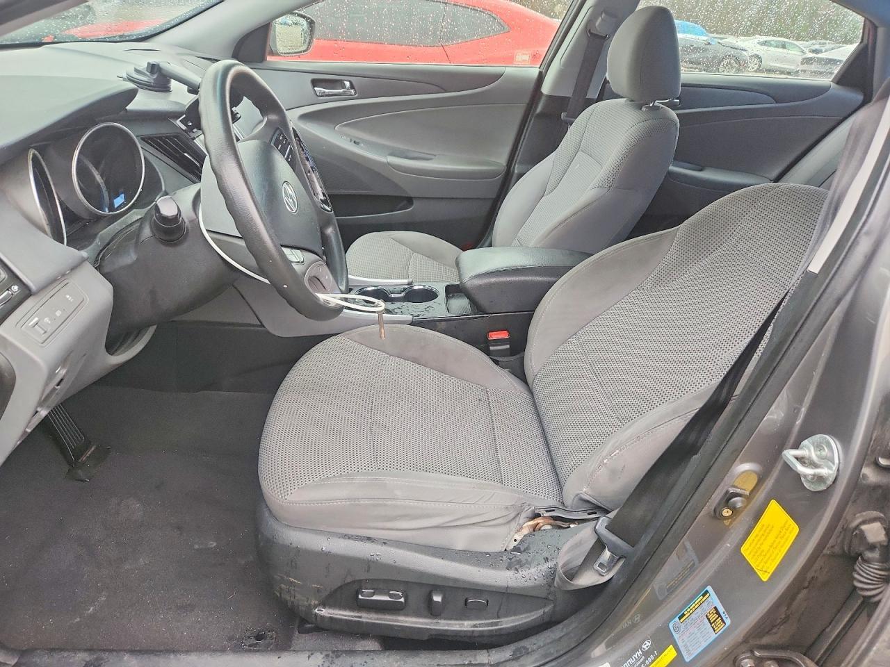 2011 HYUNDAI SONATA