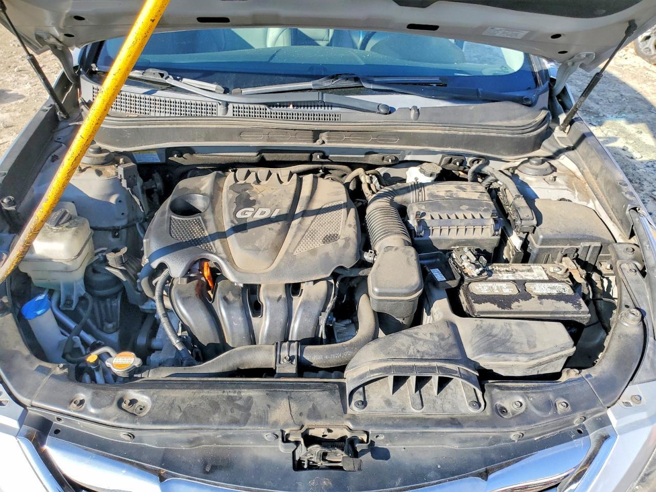 2011 HYUNDAI SONATA