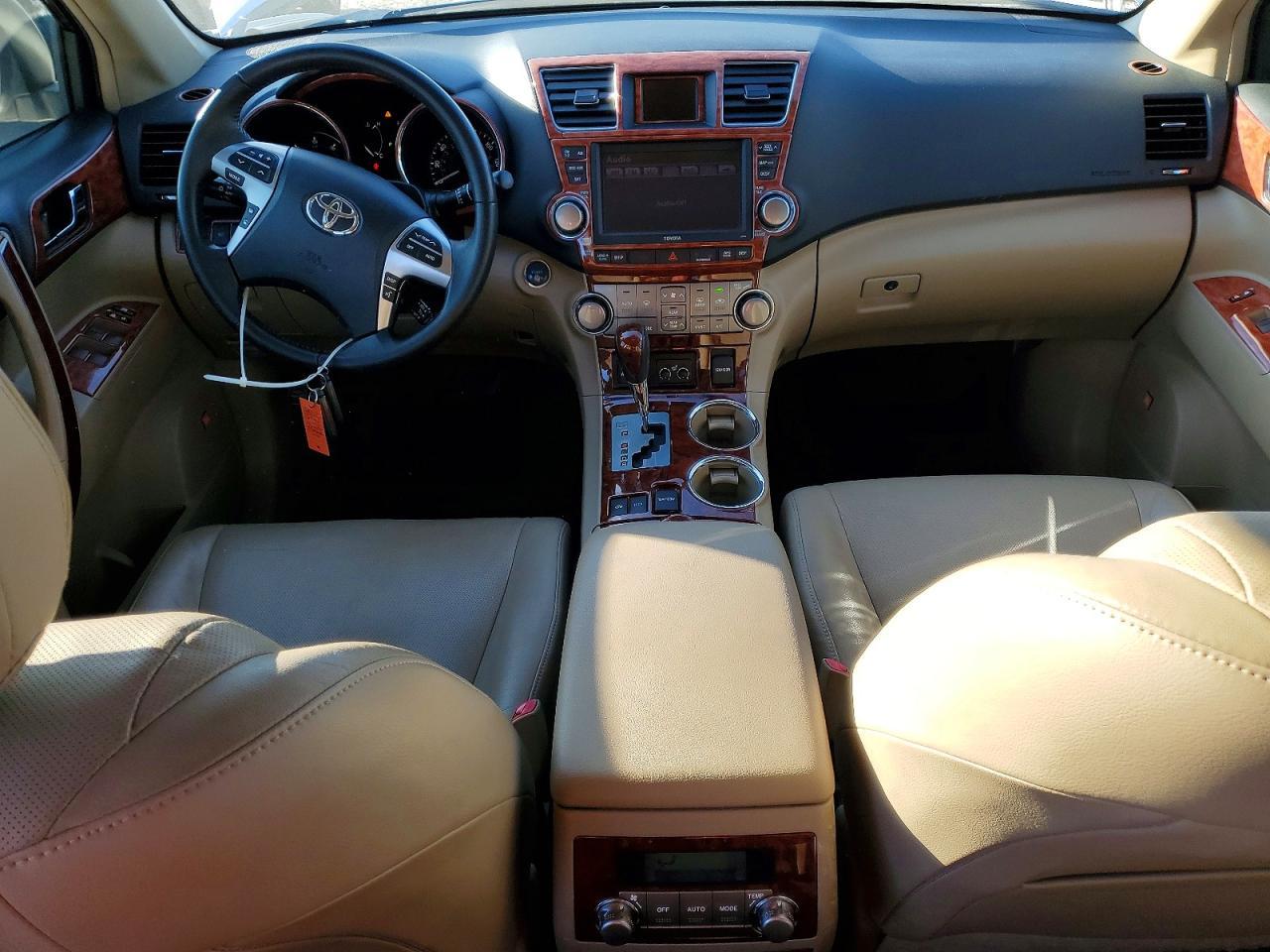2012 TOYOTA HIGHLANDER