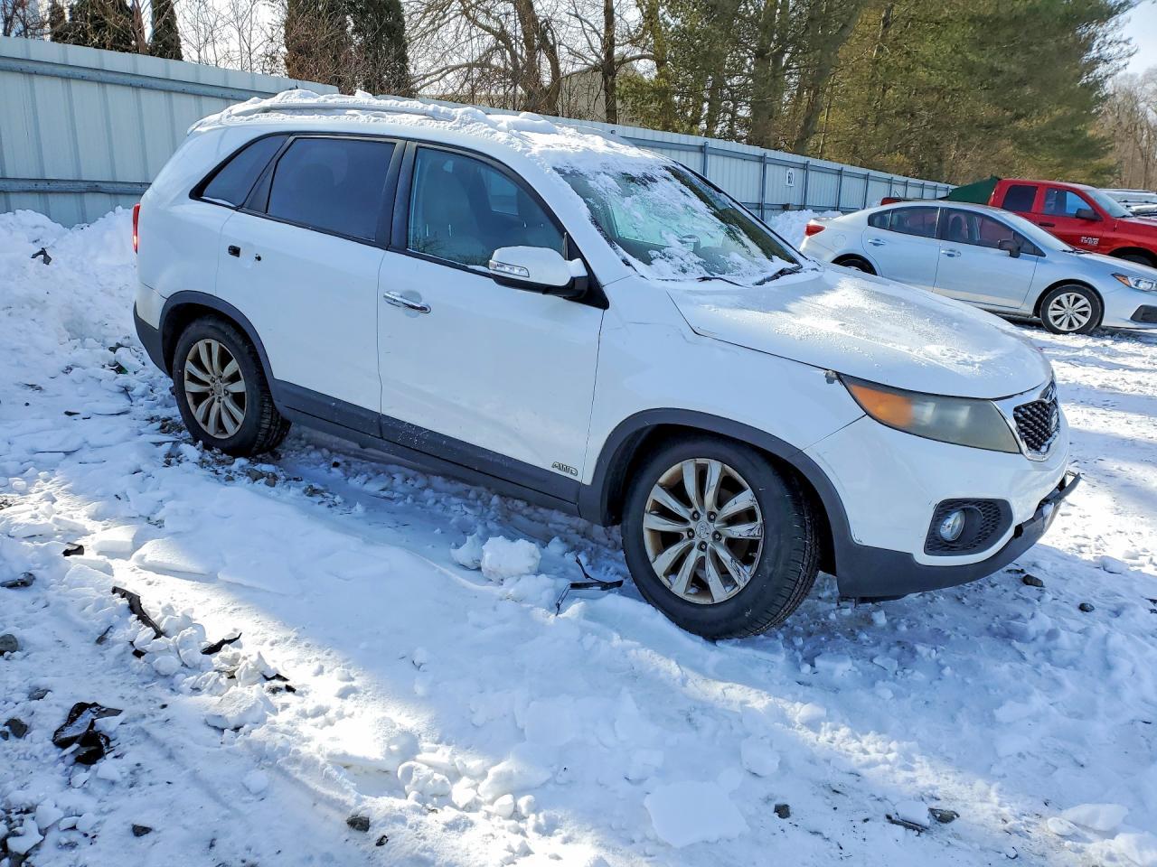 2011 KIA SORENTO