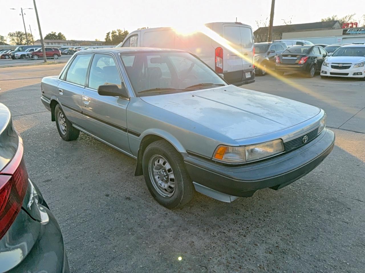 1990 TOYOTA