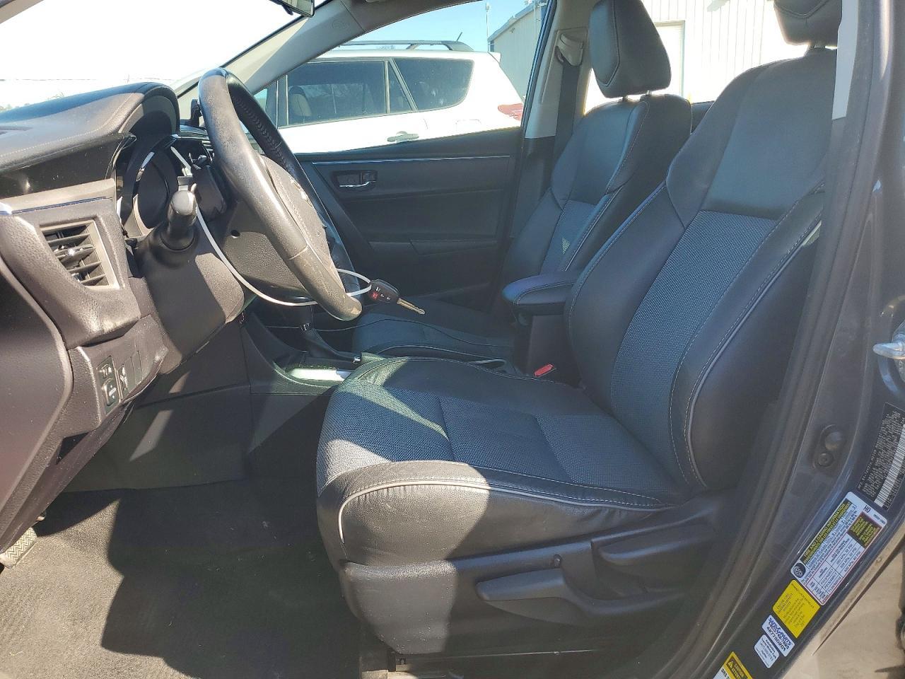 2015 TOYOTA COROLLA