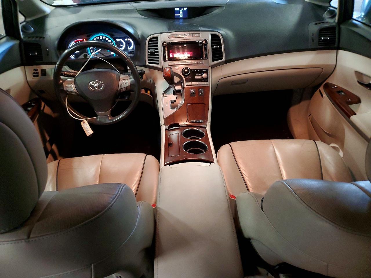 2010 TOYOTA VENZA