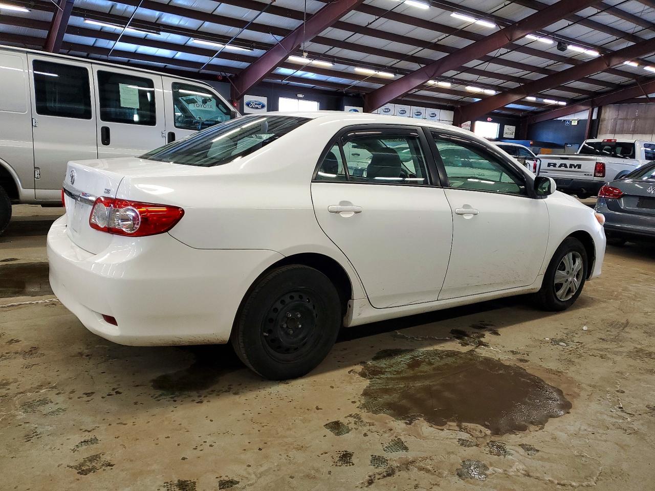 2011 TOYOTA COROLLA