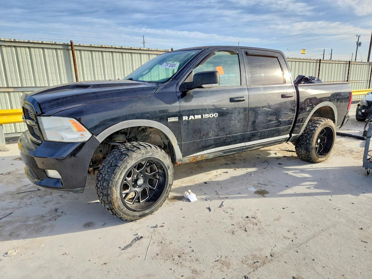 2011 DODGE RAM 1500