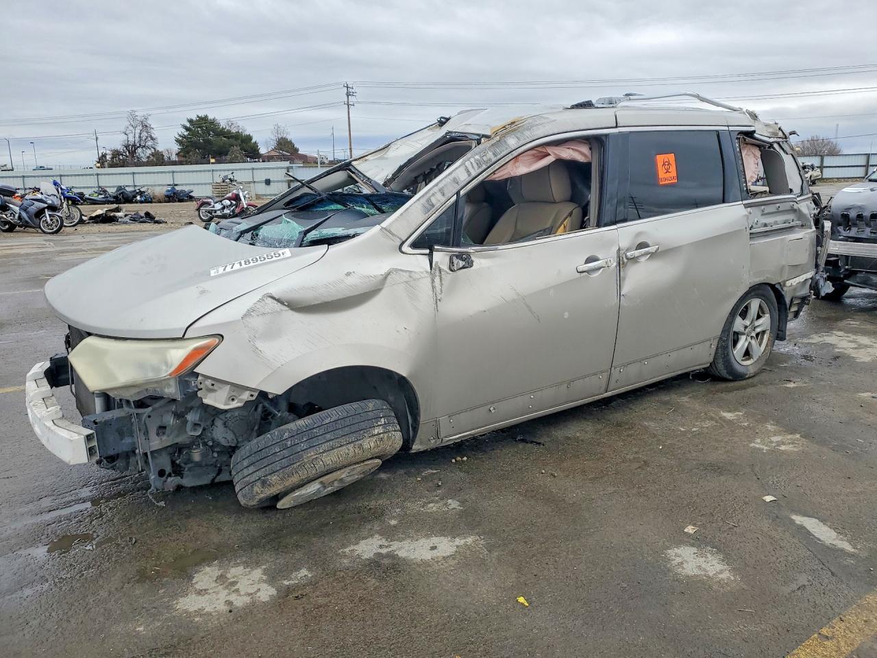 2012 NISSAN Quest