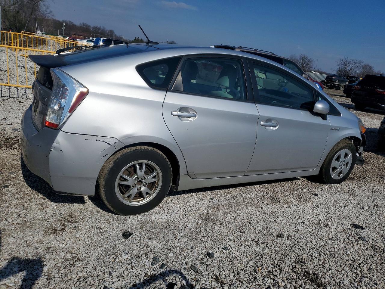 2010 TOYOTA PRIUS