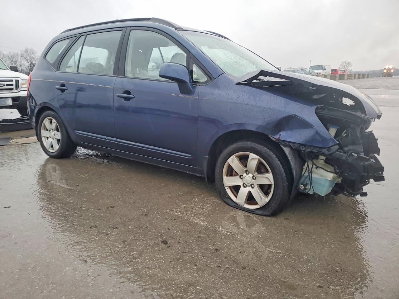2007 KIA RONDO