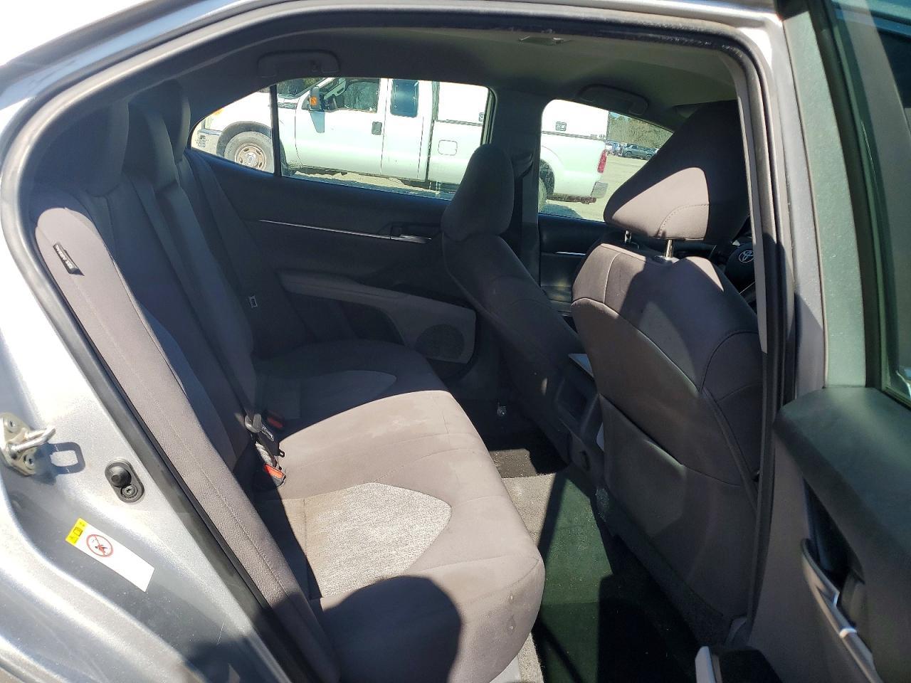 2019 TOYOTA CAMRY