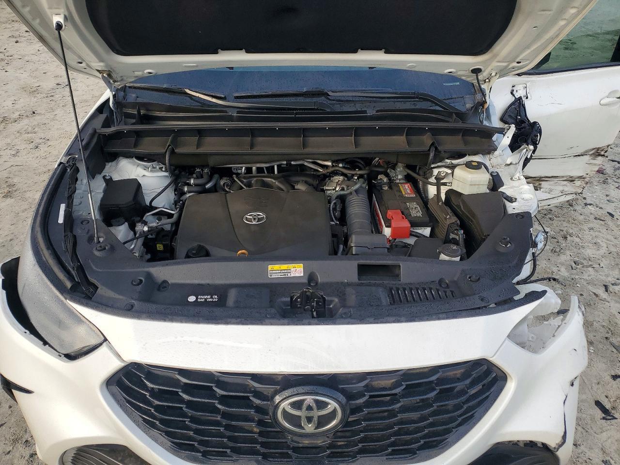 2021 TOYOTA HIGHLANDER