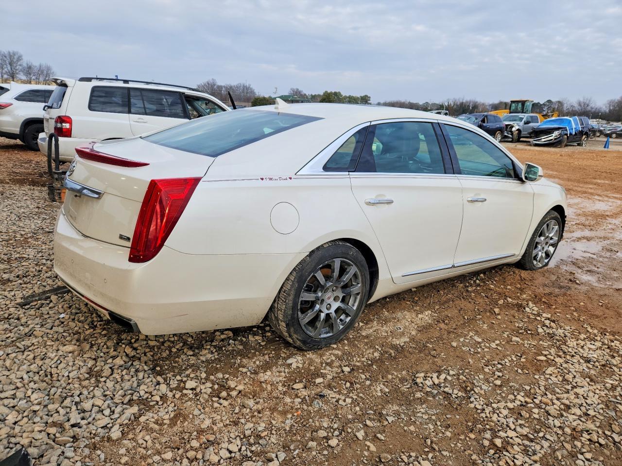 2013 CADILLAC XTS