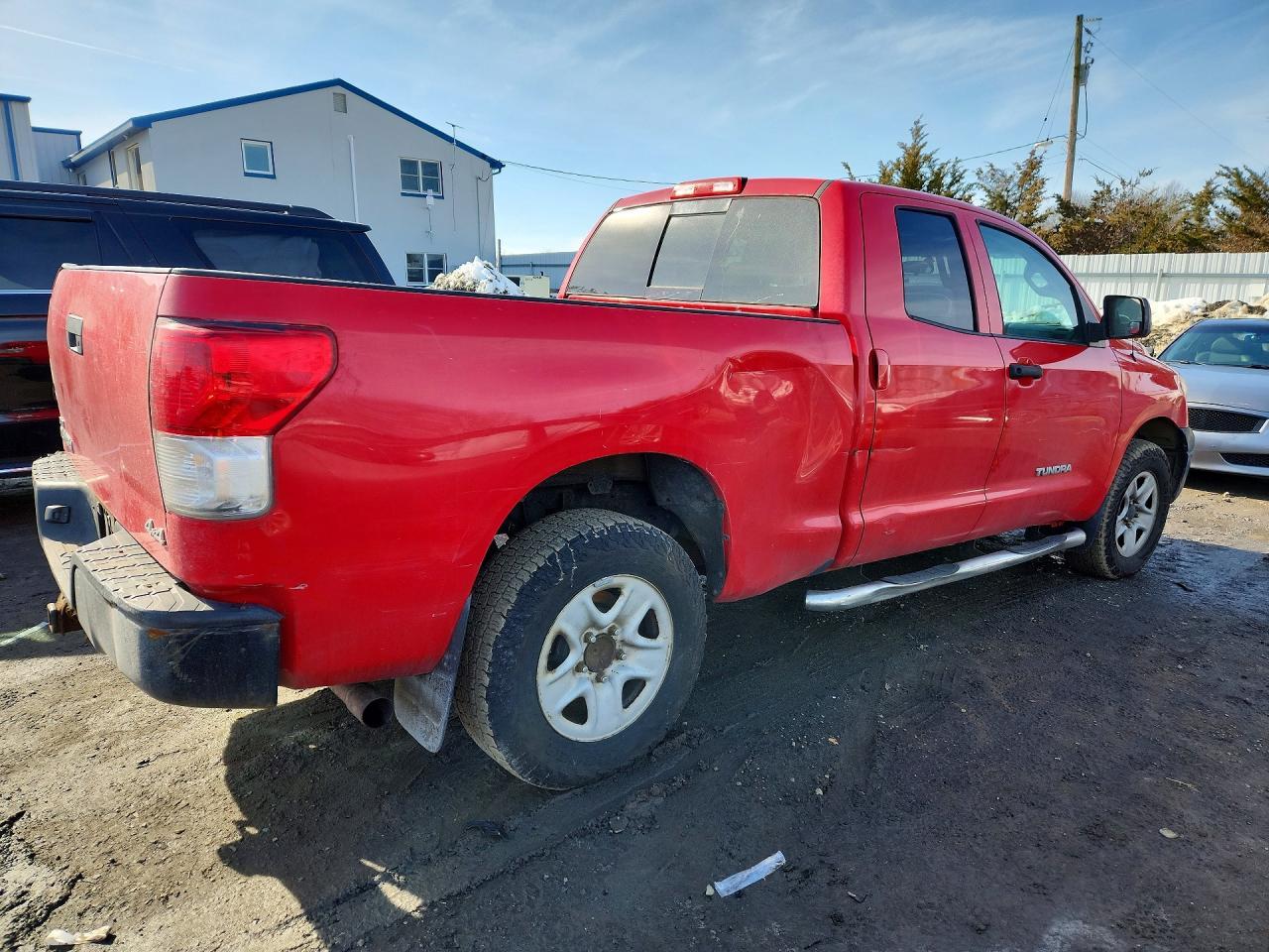 2013 TOYOTA TUNDRA